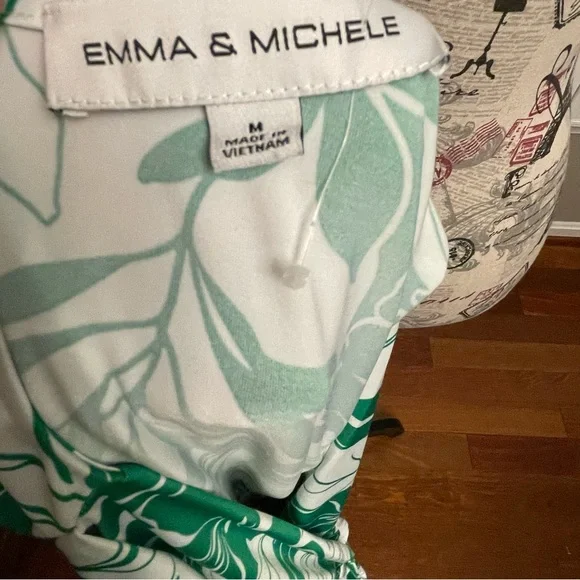 Emma & Michele Green and White Leaf Pattern Dress - Picture 4 of 8